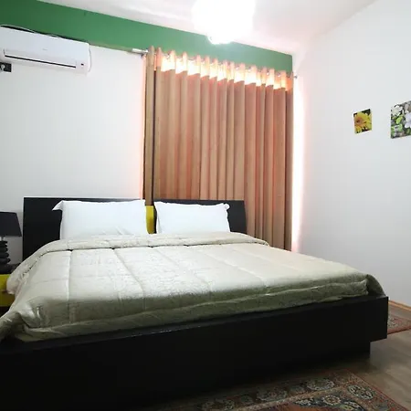 Ejna 4* Тирана