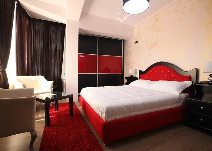 מלון Ejna טיראנה