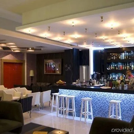 Otel Ejna 4*