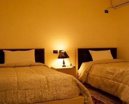 Otel Ejna Tiran