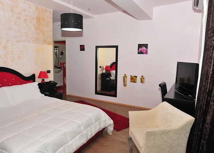 Hotel Ejna 4*